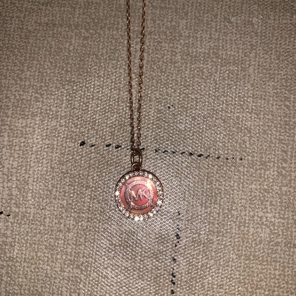 Michael Kors Rose Gold Necklace; Pouch included - Picture 1 of 7